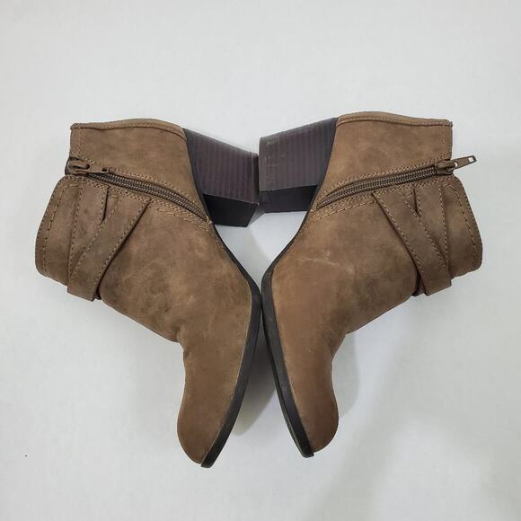 Indigo Rd | Buckle Strap Accent Zip Side Heeled Booties - Picture 2 of 10